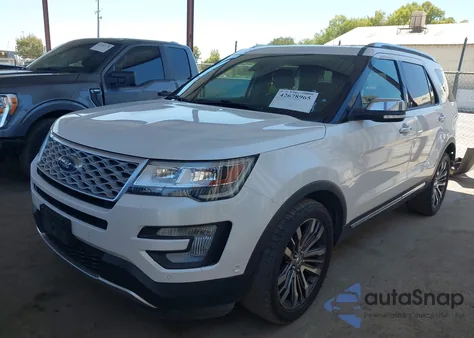 2017 Ford Explorer Platinum z USA, uszkodzony, nr VIN 1FM5K8HT6HGC05799